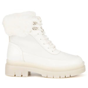 white hiking boots with fur