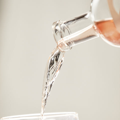 Pouring Pink/Rose Wine