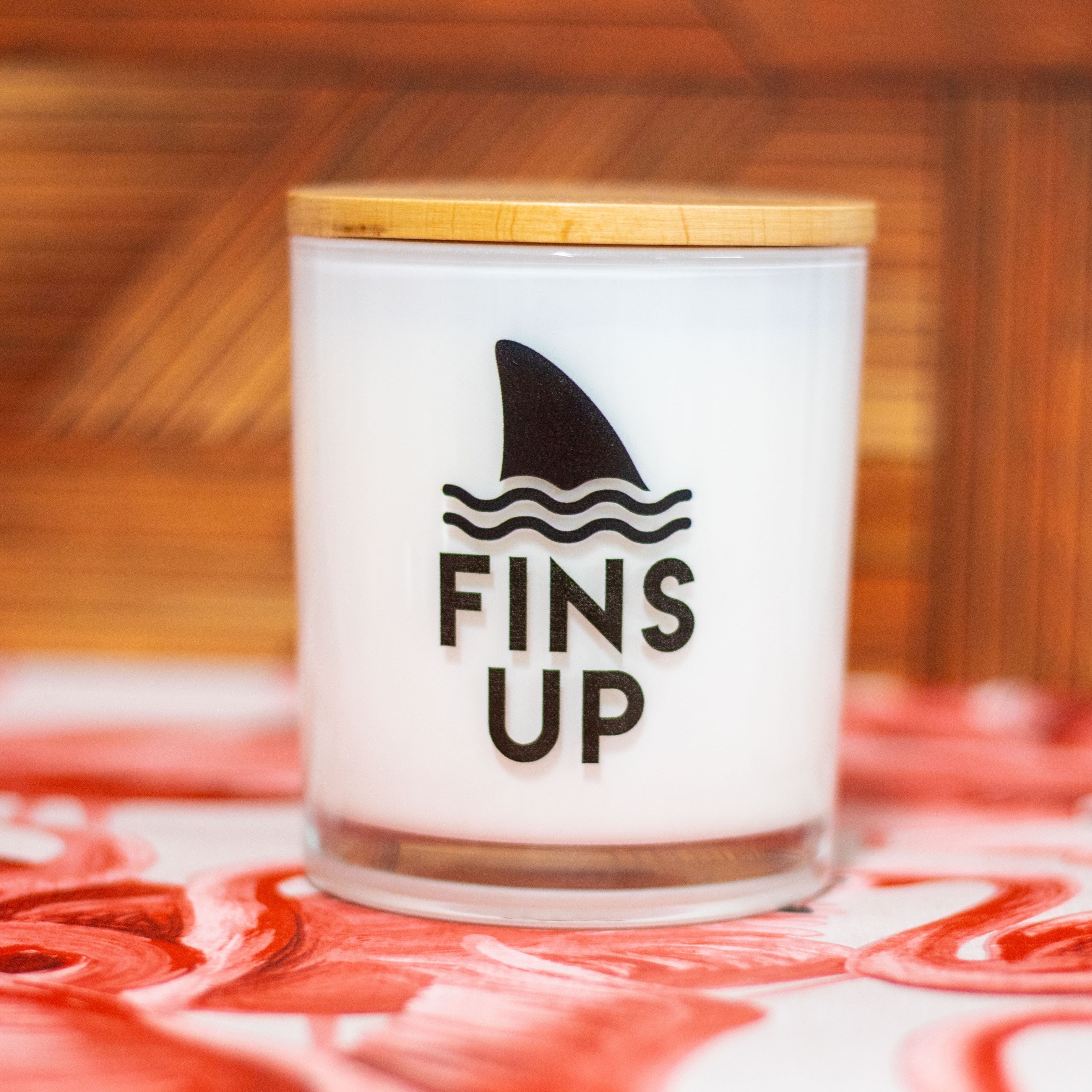 FINS%20UP%20CANDLE