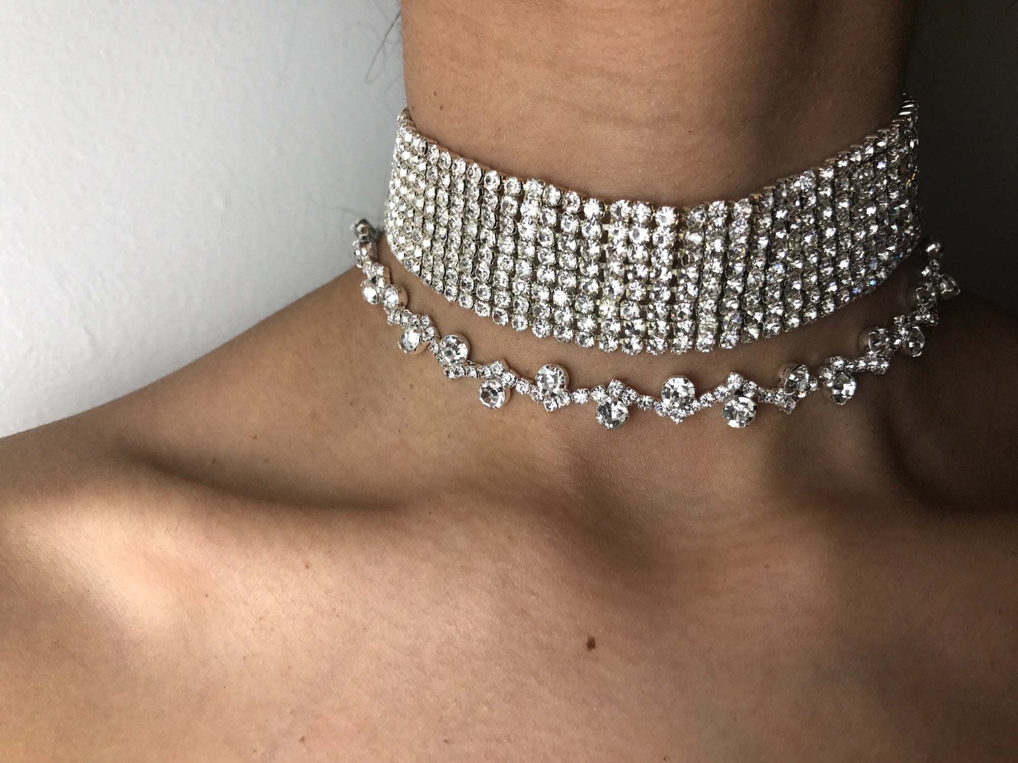 thick silver choker necklace