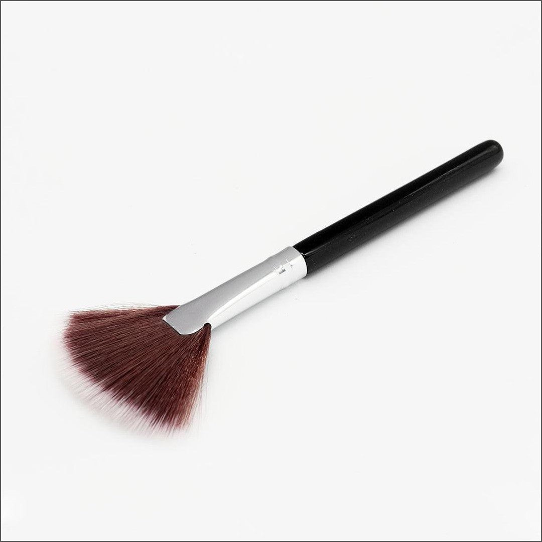 Cosmetics Fragrance Direct Face - Fan Brush