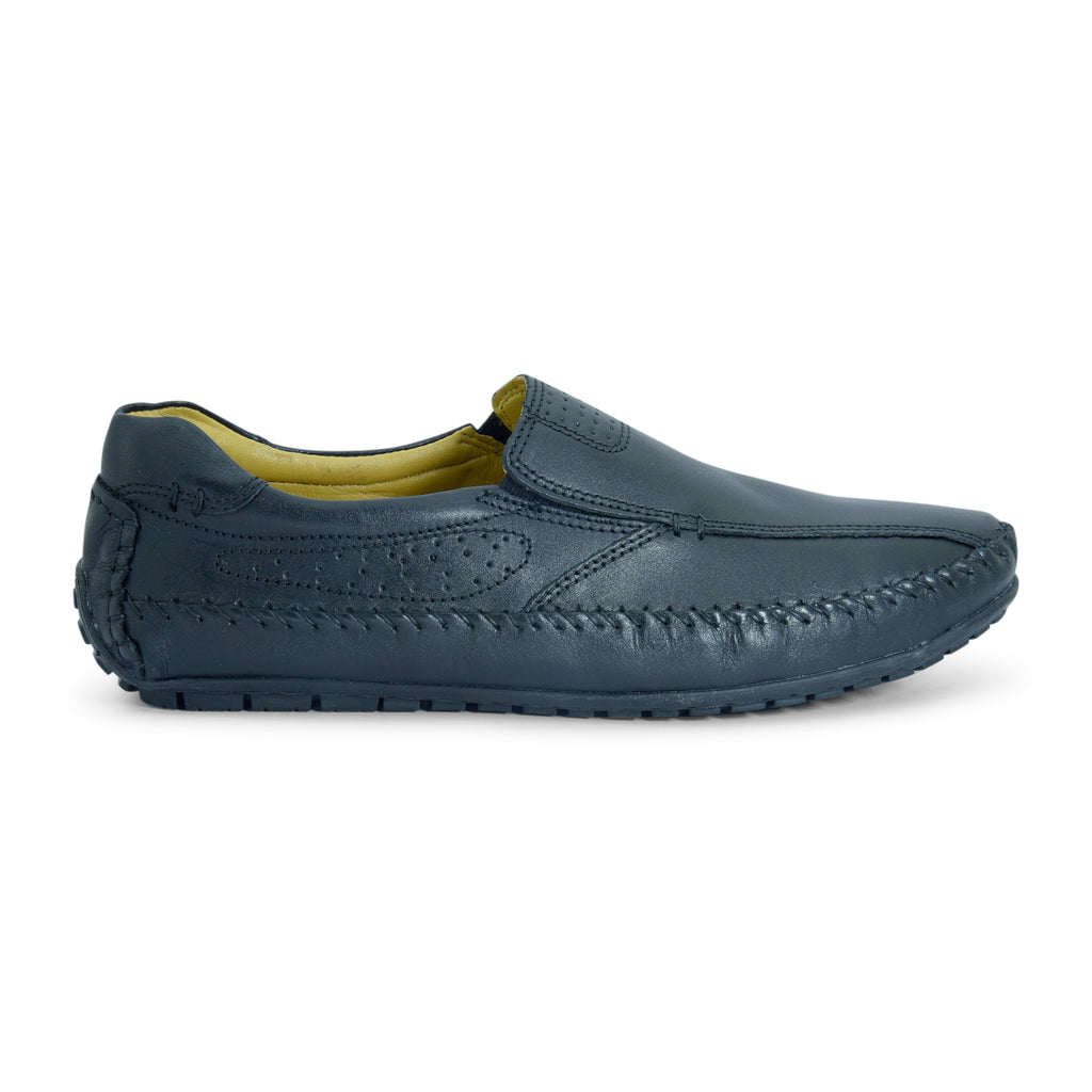 bata leather loafer shoes