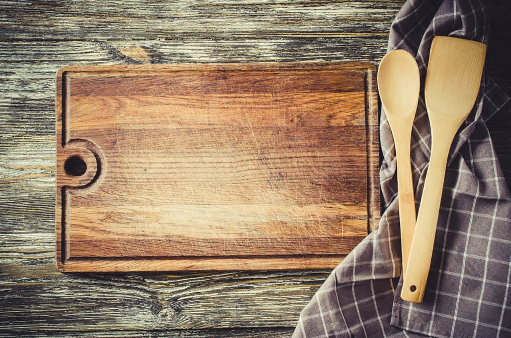 Throw Away Cracked Wooden Cutting Boards and Spoons