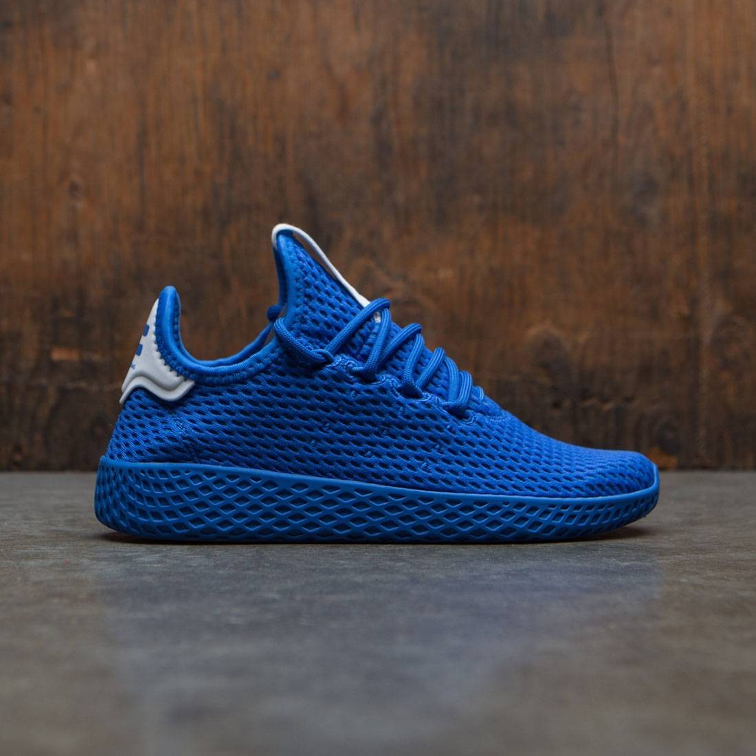 Adidas | Blue X Pharrell Williams 