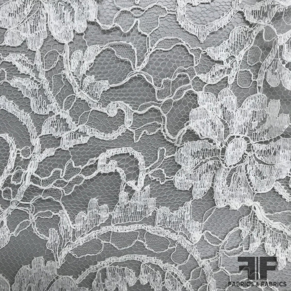 French Floral/Swirl Chantilly Lace - Ivory – Fabrics & Fabrics