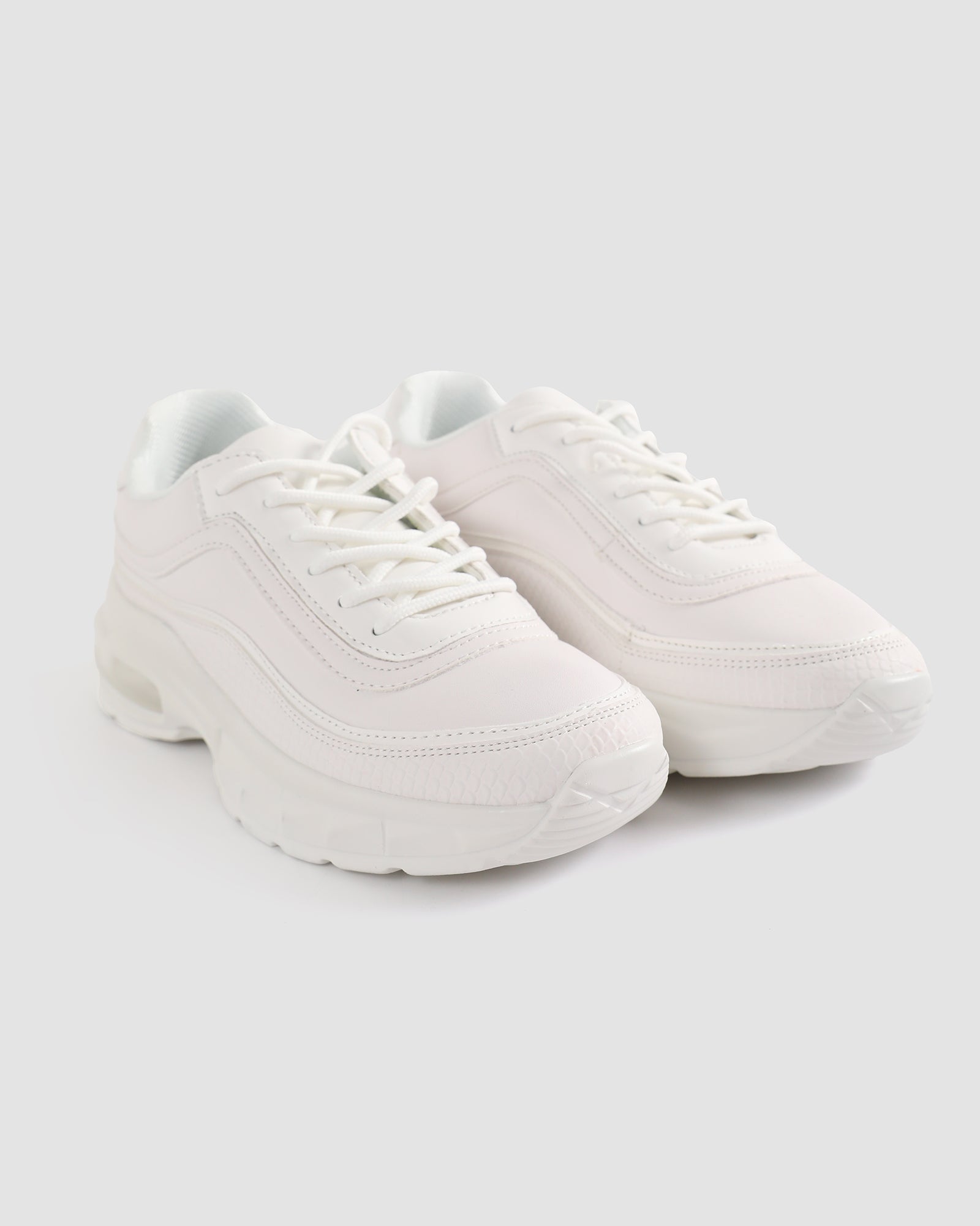 Chunky Gel Sole Sneakers – Outfitters