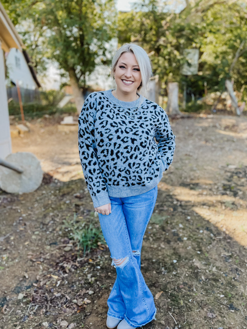 All The Cozy Leopard Sweater Grey