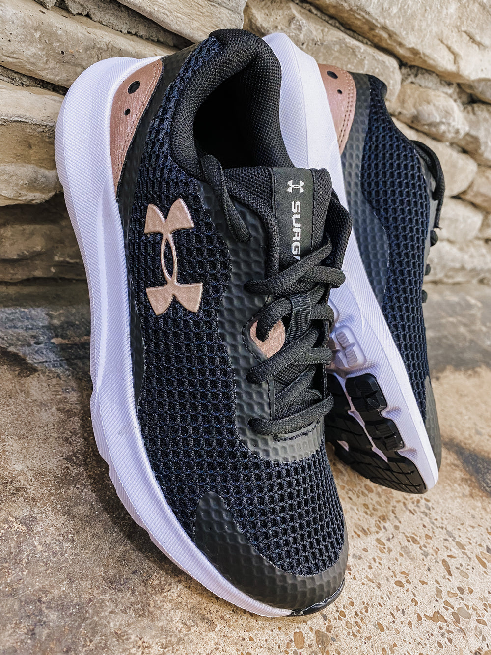Under Armour Women's Surge 3 Running Shoes – Dales Clothing Inc