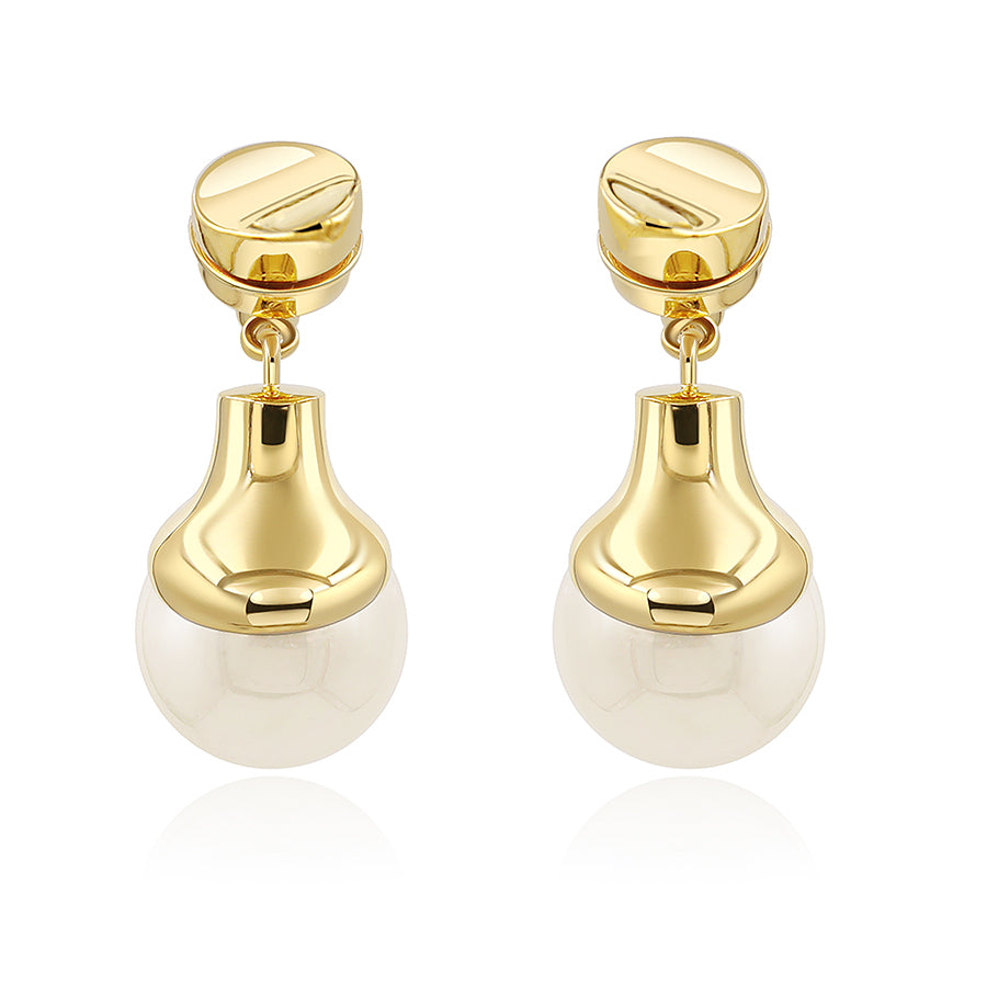 Louis Vuitton V Pearl Earrings