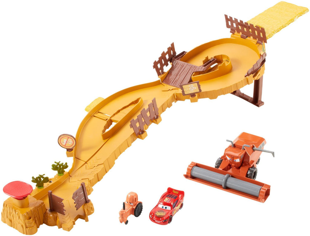 Frank & Lightning McQueen - Tractor Tipping - Carros Disney | Mercado Do  Bebe