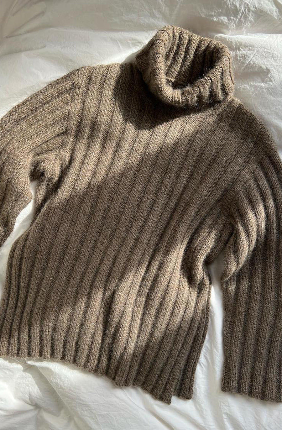 Hazel Sweater Pattern | biancalorenne.co.nz