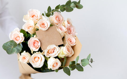classic white roses flowers arrangement