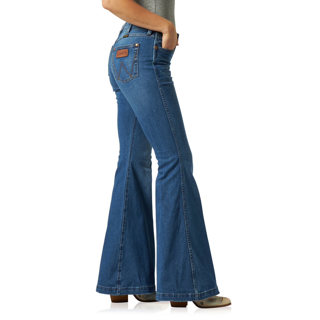 bell bottom wrangler jeans