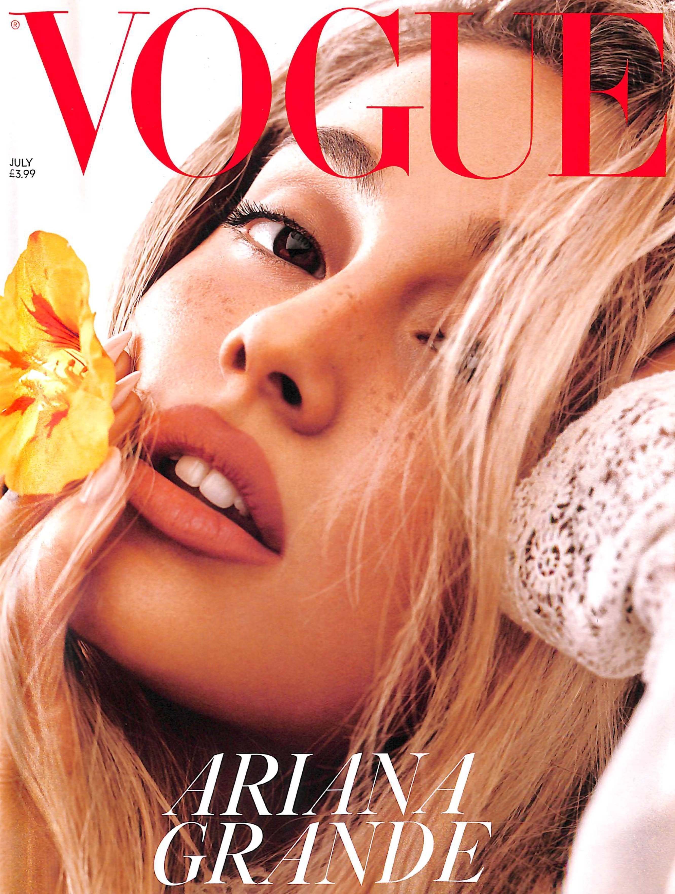 Лучшие обложки. Ариана Гранде Vogue 2019. Ariana grande Vogue 2018. Журнал Вог 2018 ариана Гранде. Ариана Гранде фотосессия для журнала Vogue.