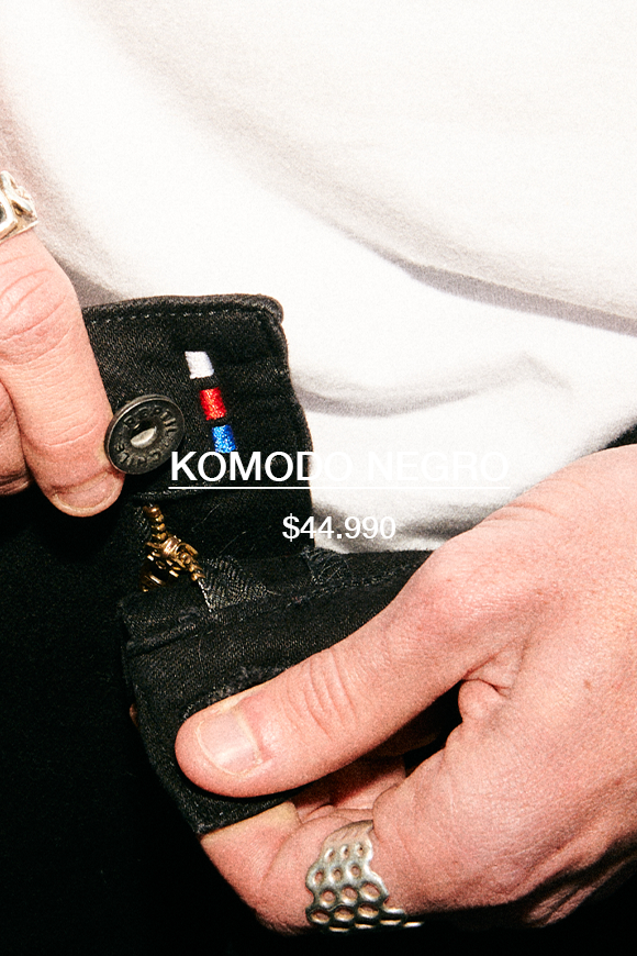 Jeans negro modelo Komodo