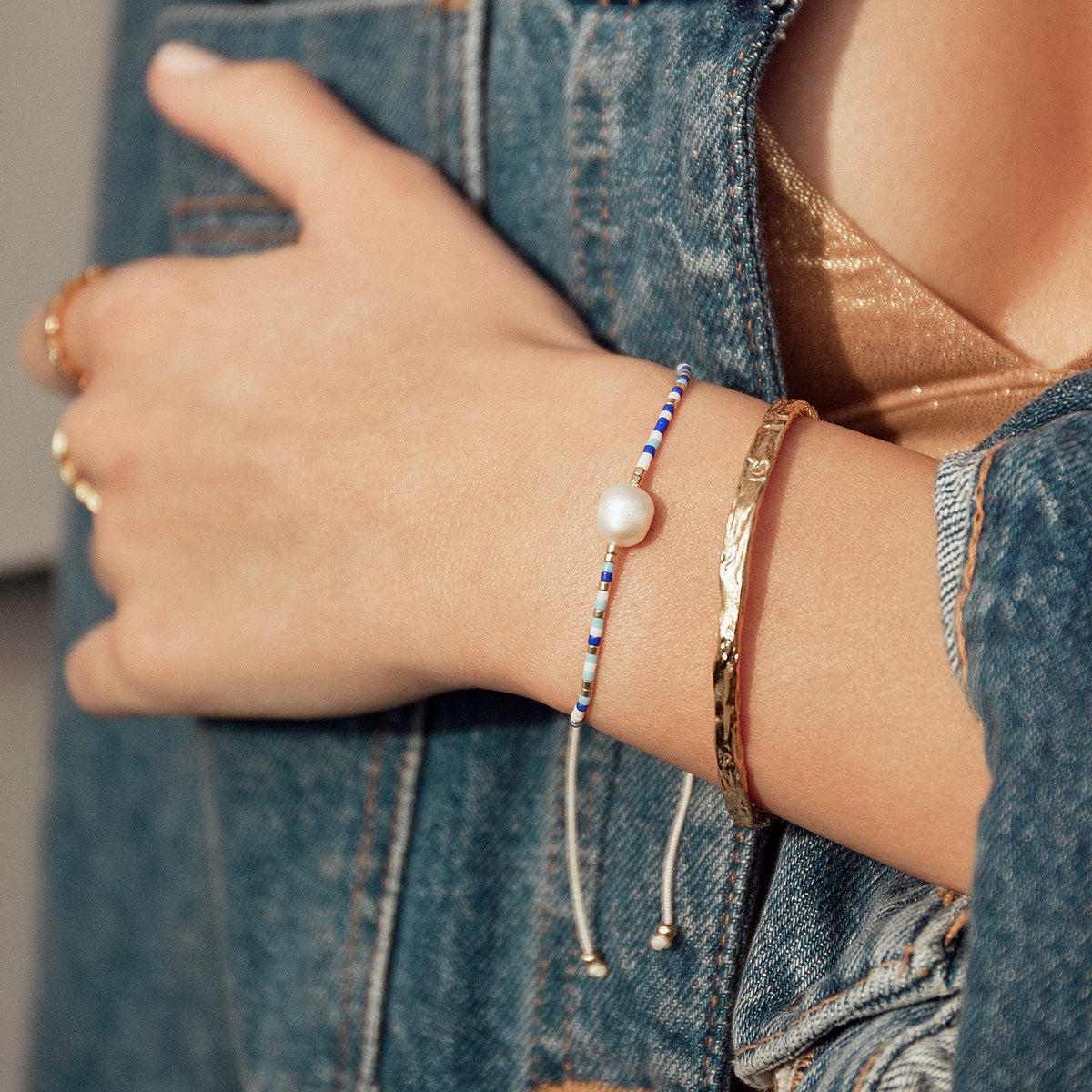 bracelet femme perles rondes et rectangulaires en Quartz rose et Swarovski  - Les Trésors d'Amy à Pissos