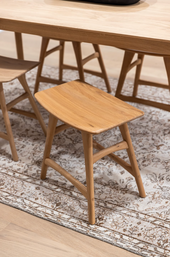 Tabouret Osso en chêne pour salle à manger, ferme californienne