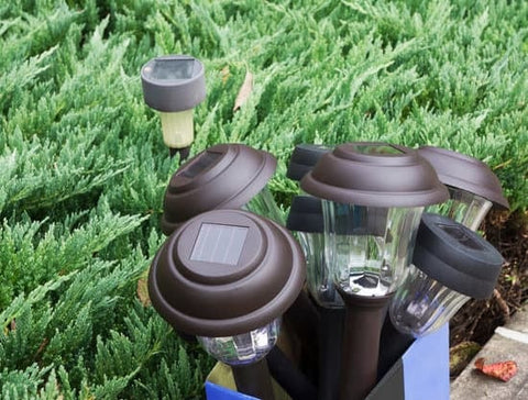 solar landscape lighting