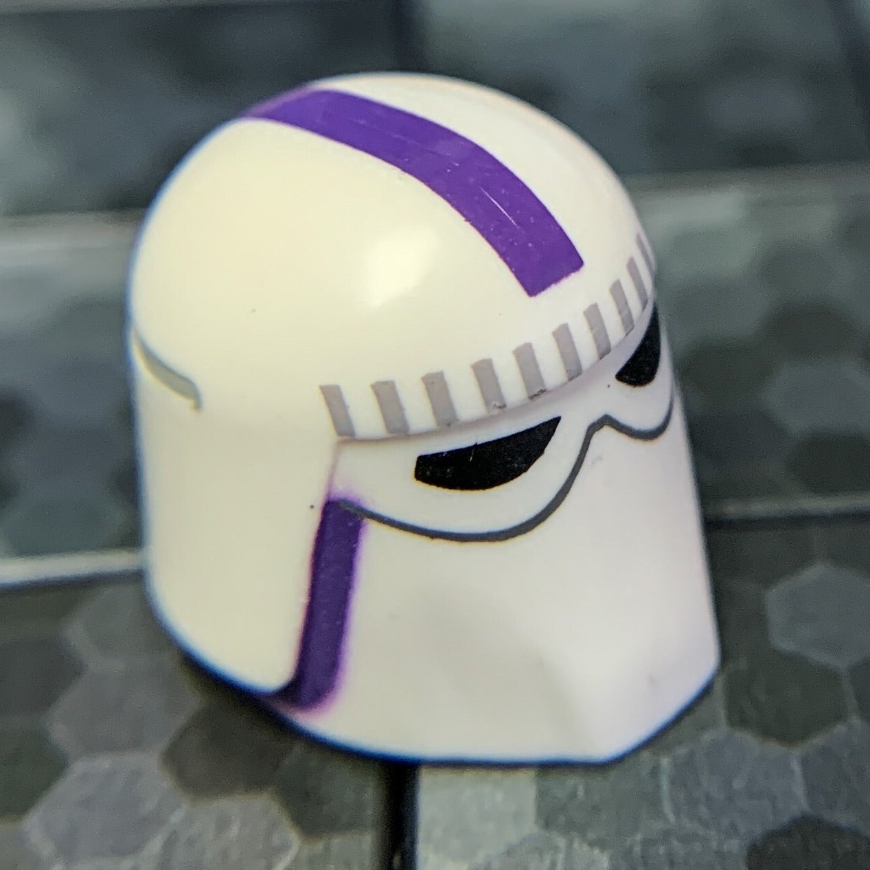 purple clone trooper