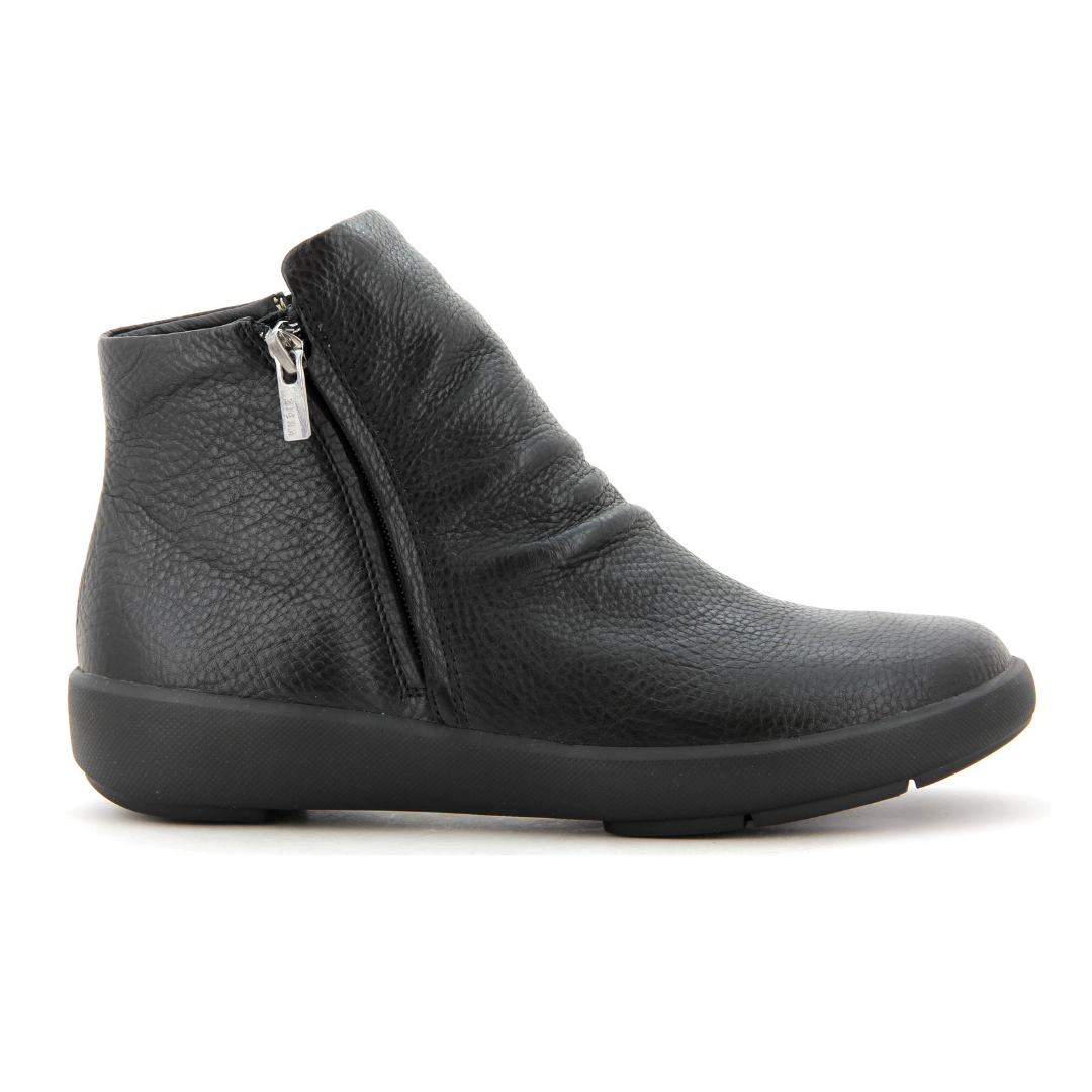 Ziera Sunrise Boots in Black – The Sole 