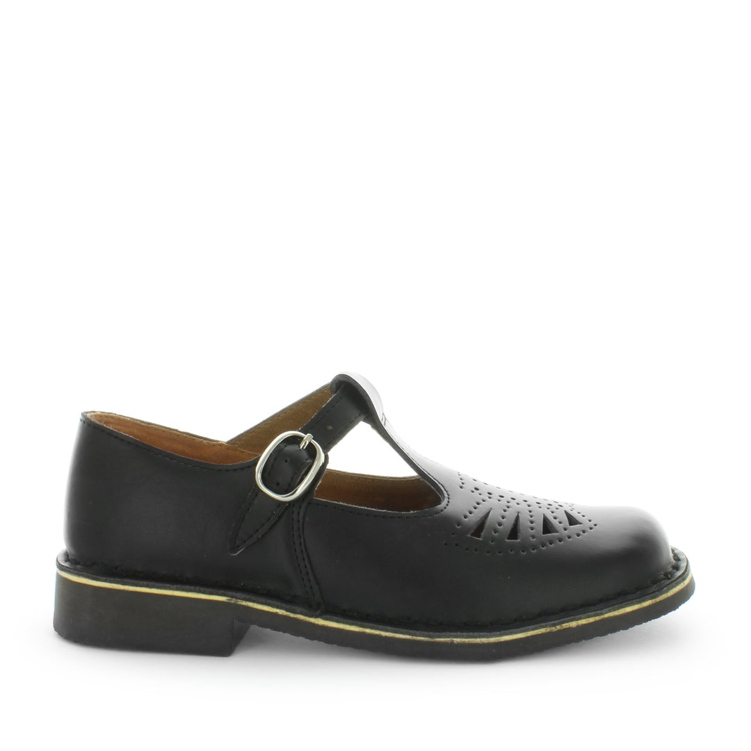 wilde school shoes