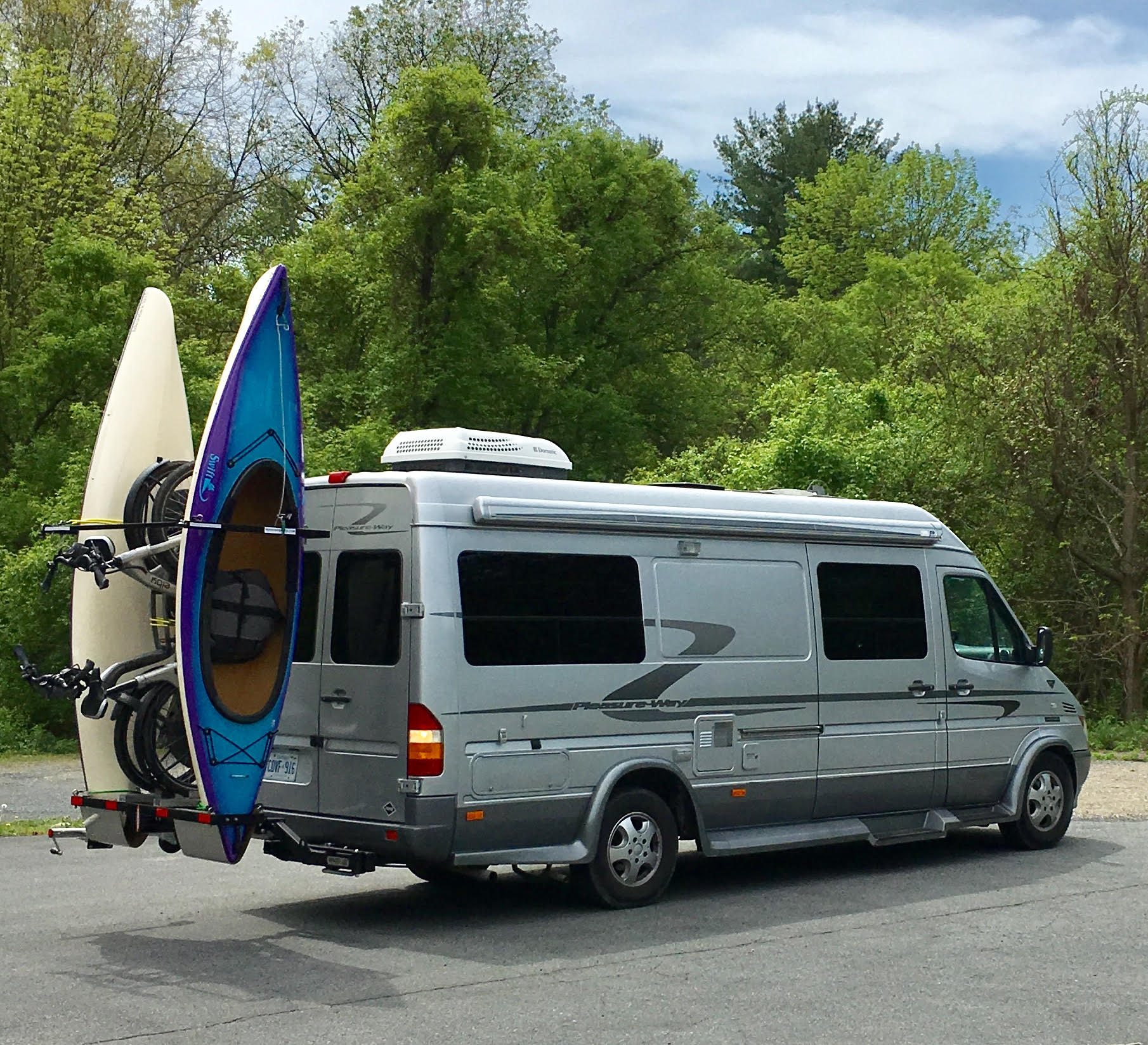trailer hitch surfboard rack