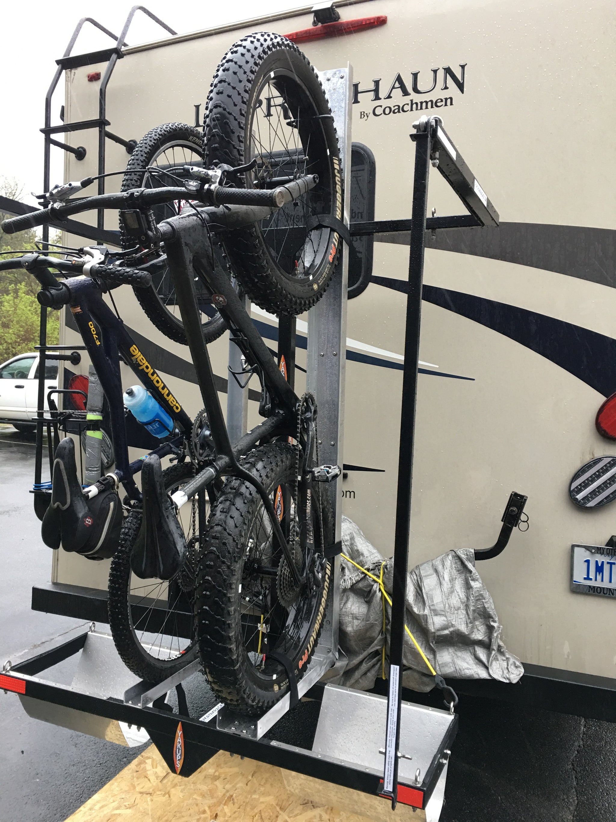 vertical bike rack van