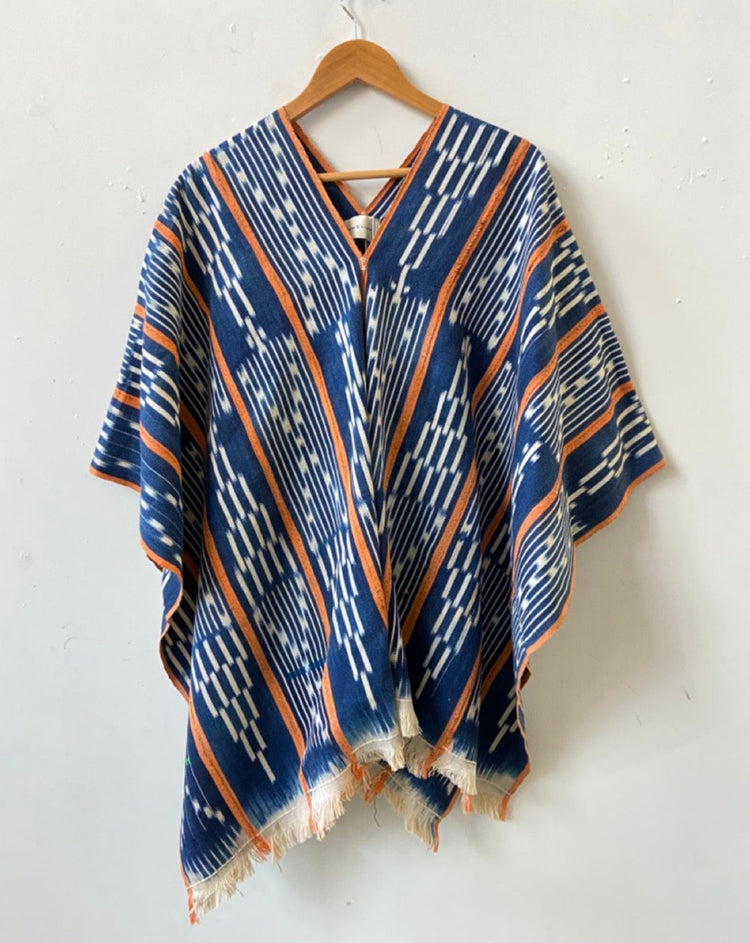 Ikat Poncho VI – Mira Blackman