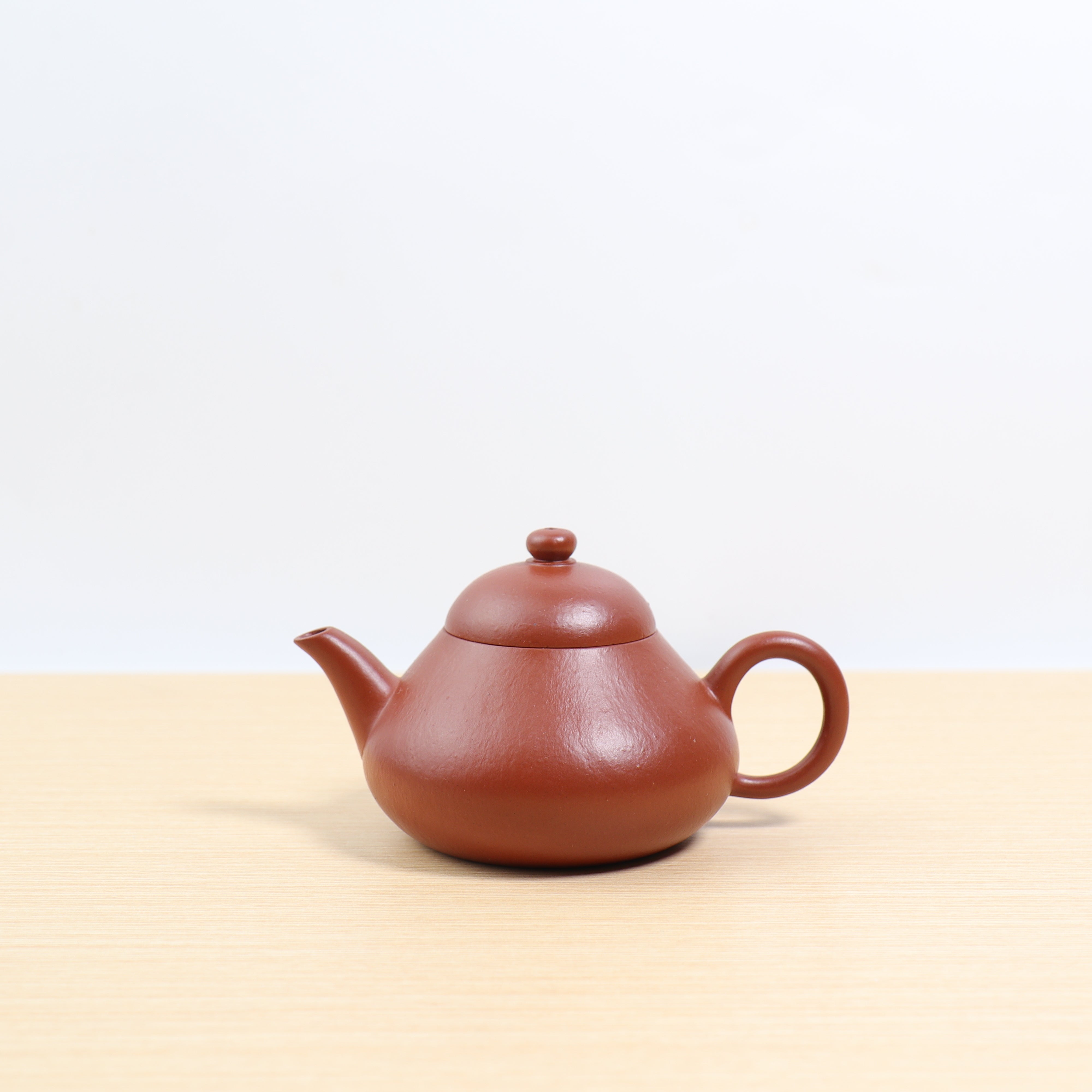 *新品* 【孟臣款·梨形】全手工原礦朱泥摹古紫砂茶壺– Cha-Tailor 