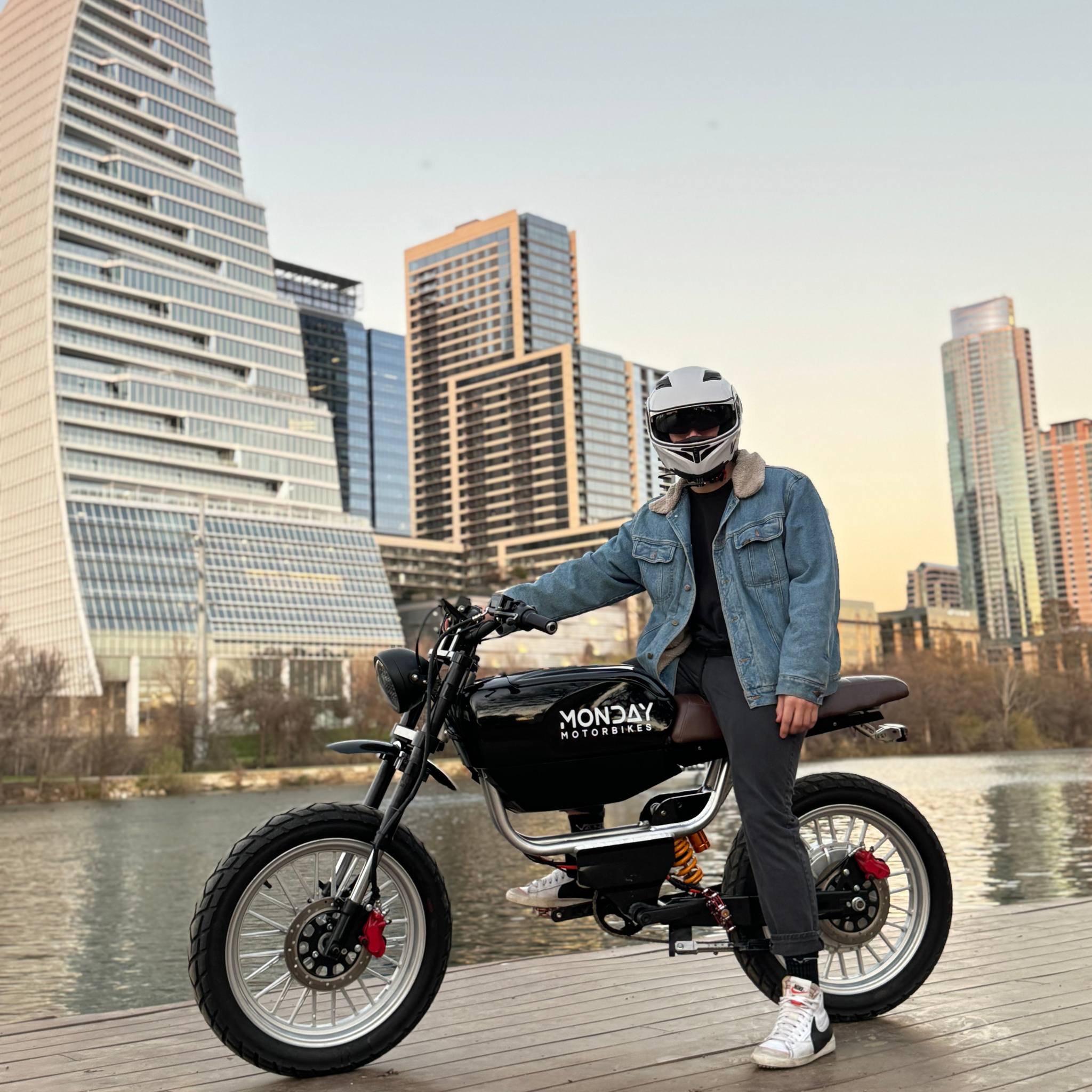 PIEZO ebike in Austin Texas, Monday Motorbikes