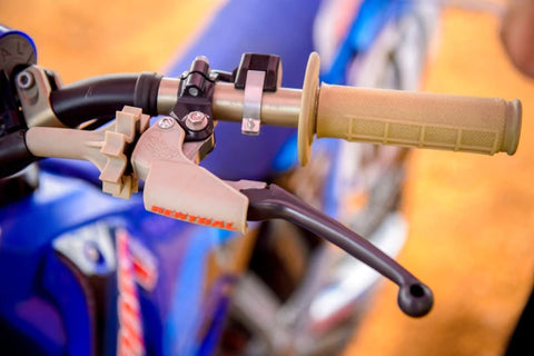 Clutch lever on a dirt bike