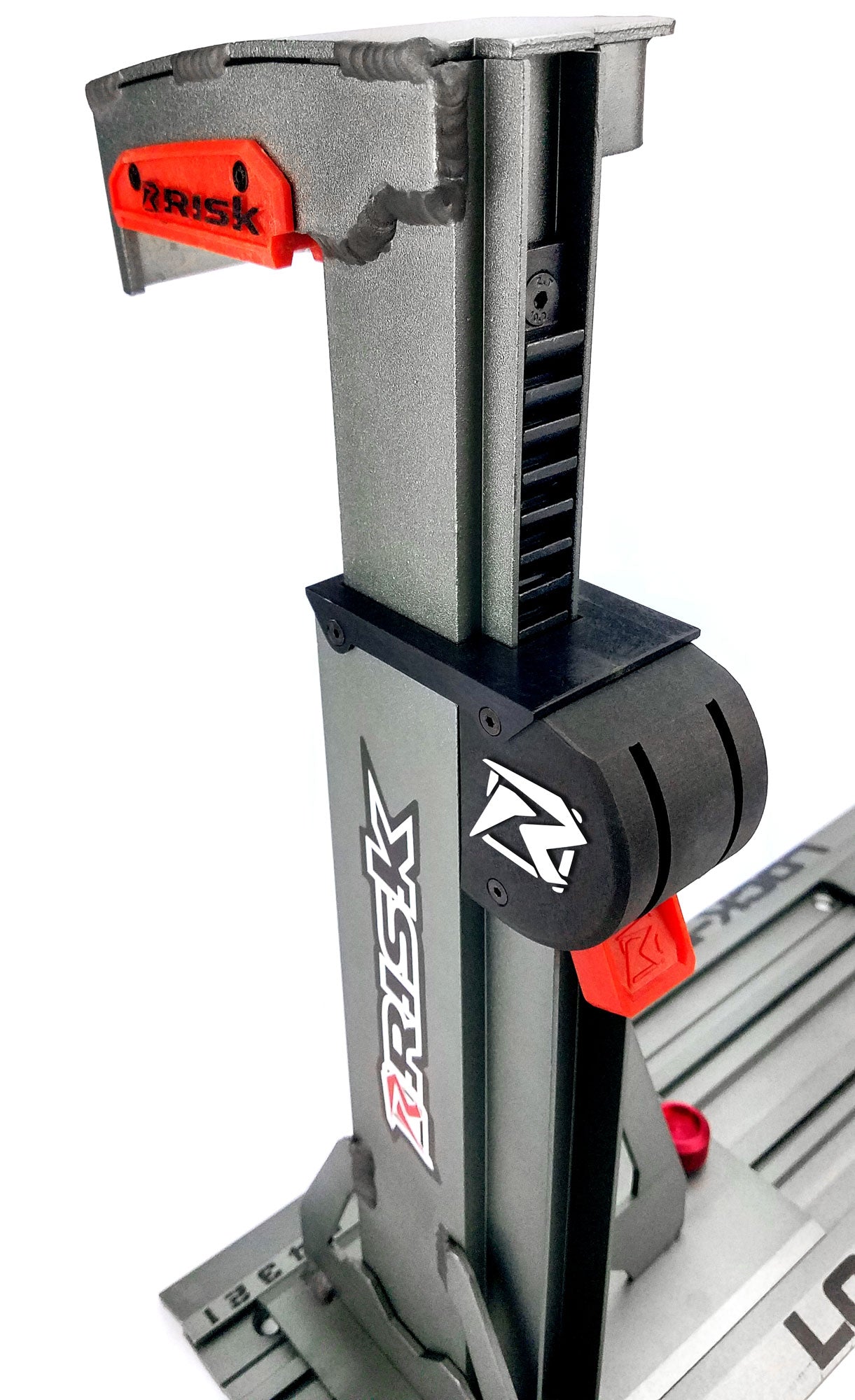 Lock-N-Load Pro adjustable ratchet system