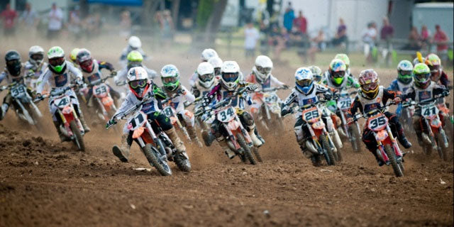 Qual a melhor idade para iniciar uma criança no motocross? - Zelão Racing -  Blog