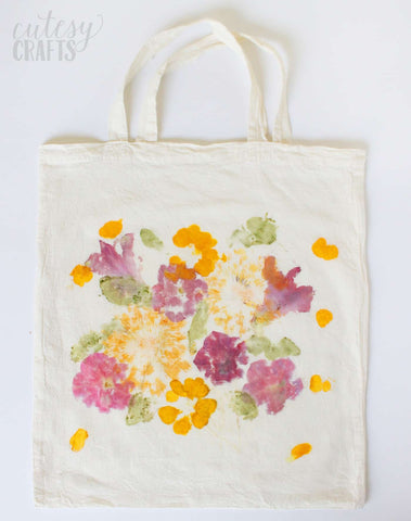 Happy Gardens - DIY Pounded Flower Tote