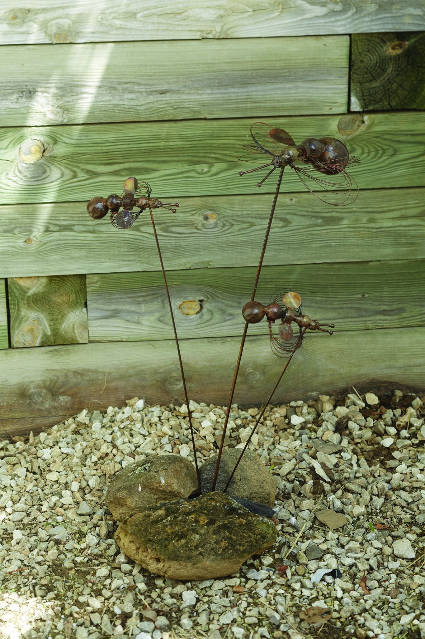 Happy Gardens -  Triple Bee with Spinning Wings Garden Stake