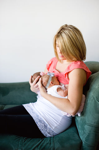 Best Breastfeeding Positions - Photo & Video Guide I Emma's Diary