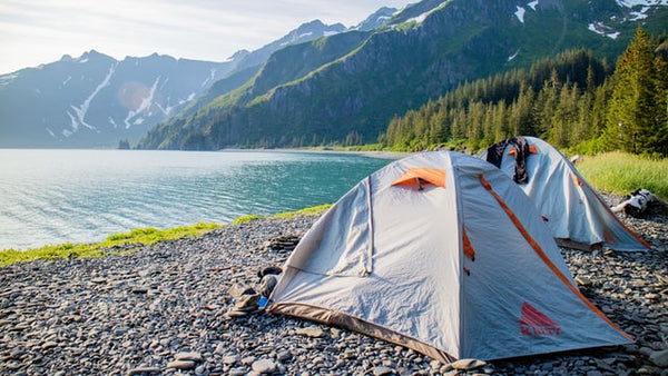 how to choose a tent for camping