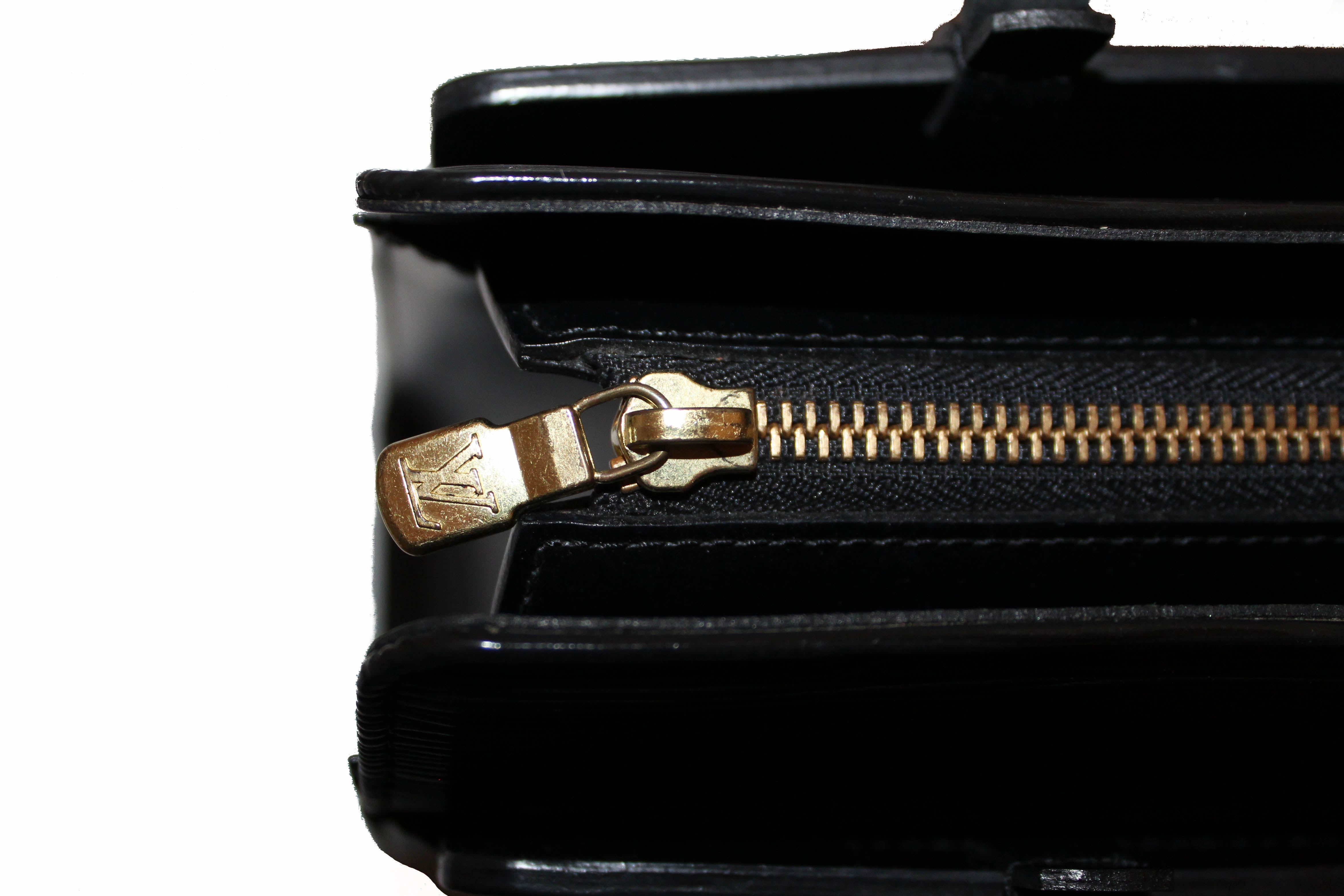 Authentic Louis Vuitton Black Epi Leather Croisette PM Tote Bag – Paris Station Shop