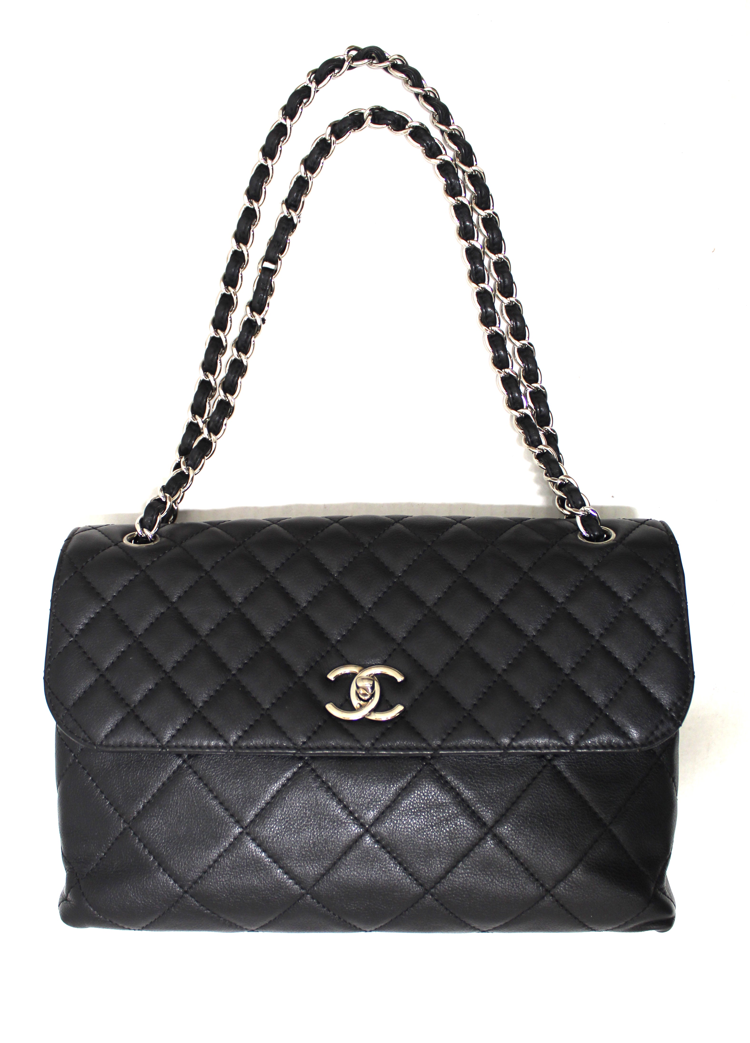 Authentic Chanel Classic Black Single Flap Calfskin leather 