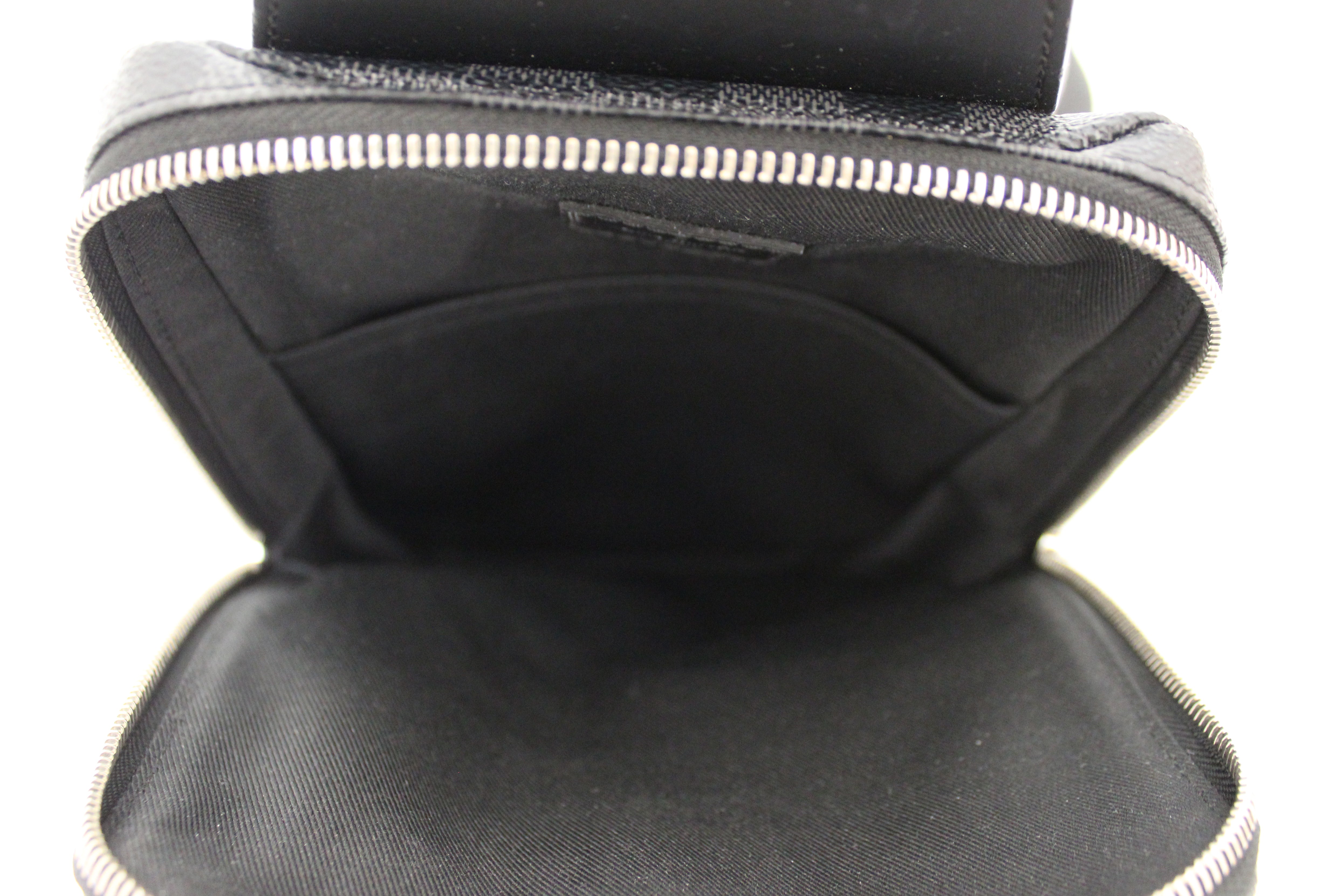 Louis Vuitton Avenue Sling Bag (M30801)