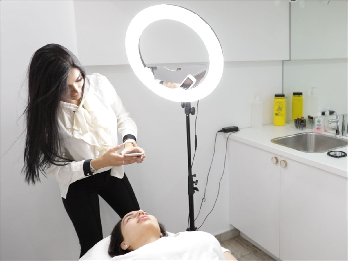 best ring lights for eyebrow technicians