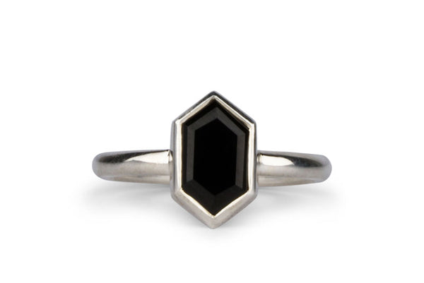 Hexagon Black Garnet Sutro Ring