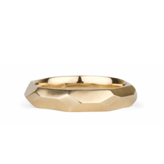 Faceted yellow gold band
