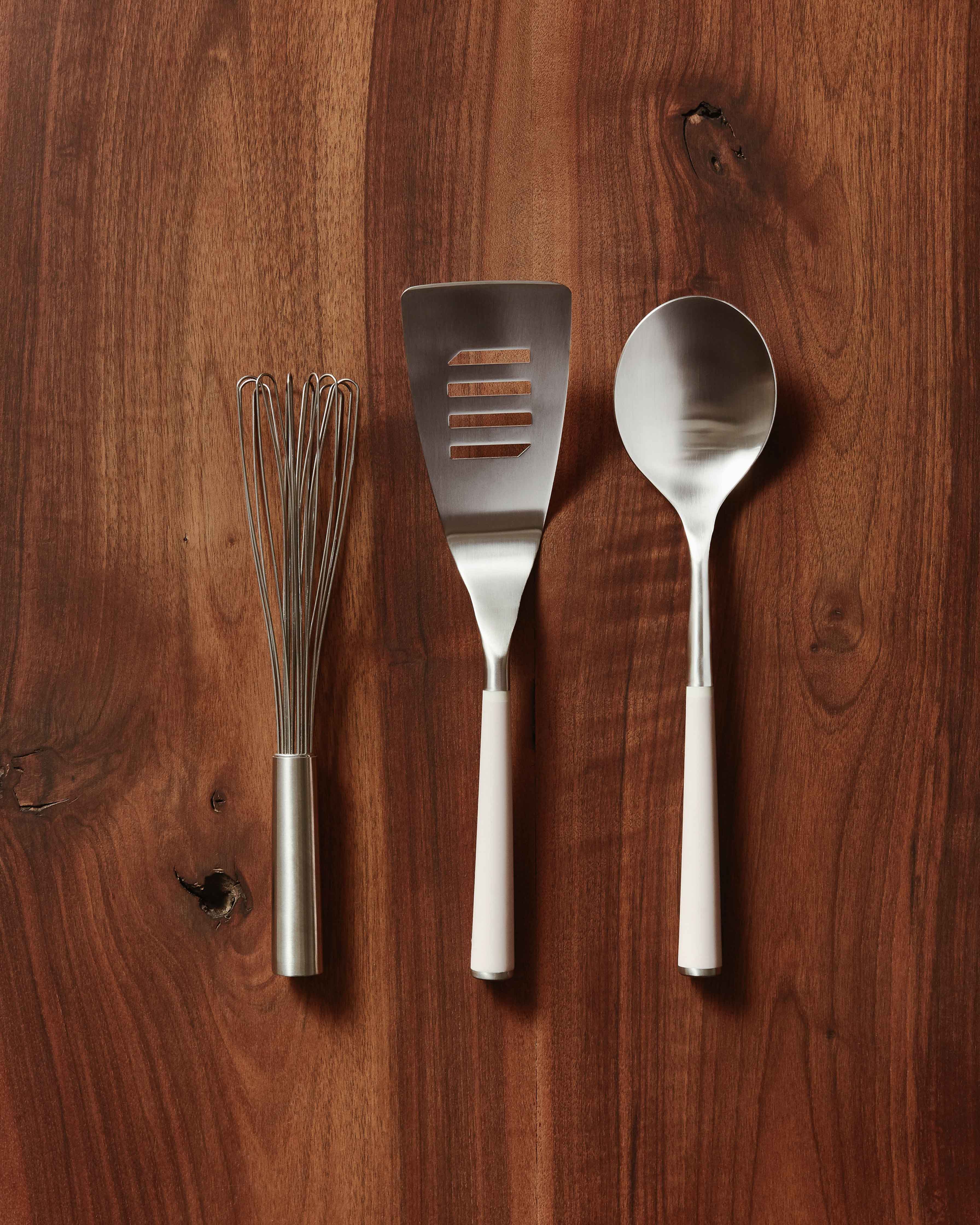 Material The Soft Edge Turner Spatula in Terra Rosa