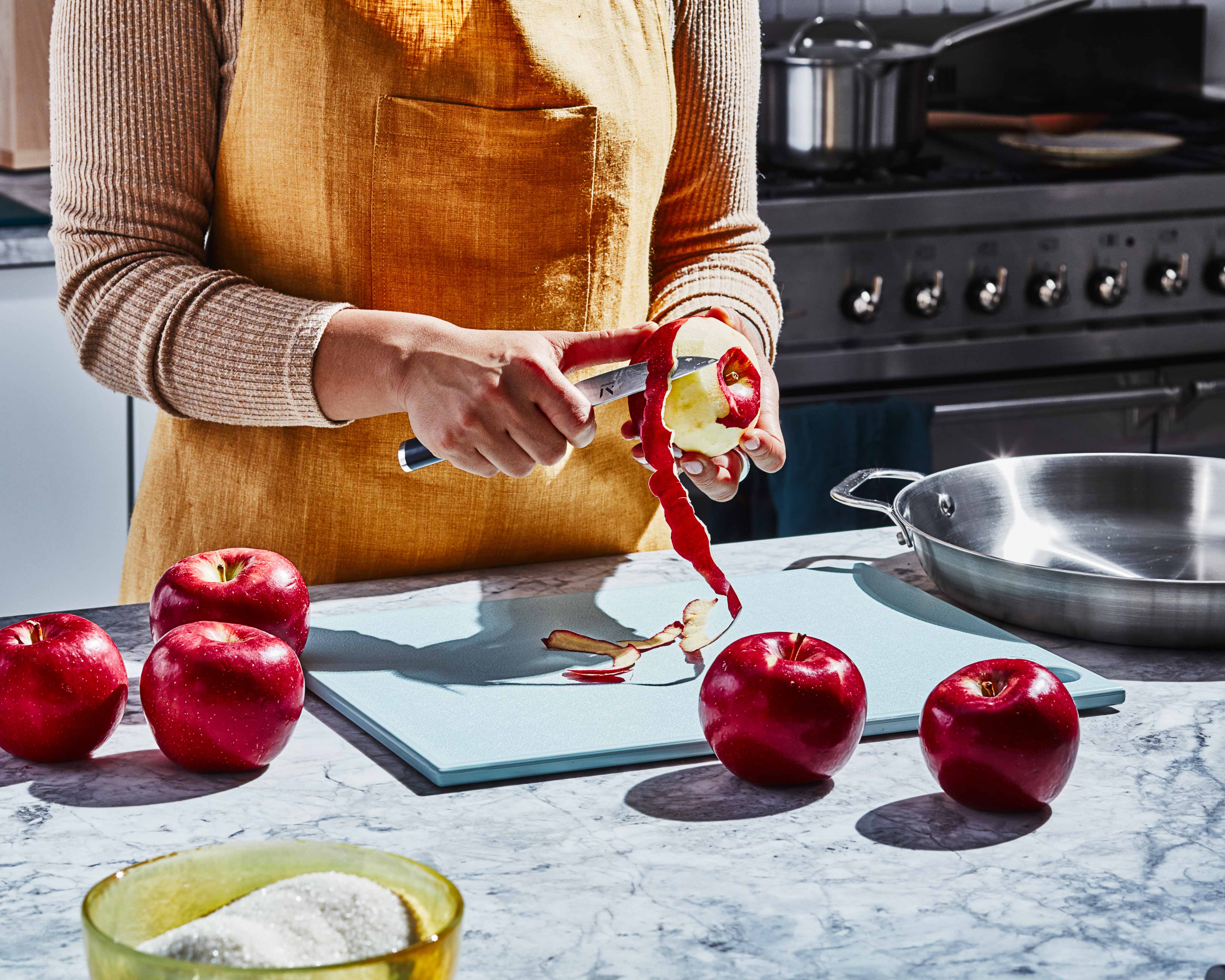 🌎's first SELF CLEANING cutting board system for easy meal prepping !,  Must Haves