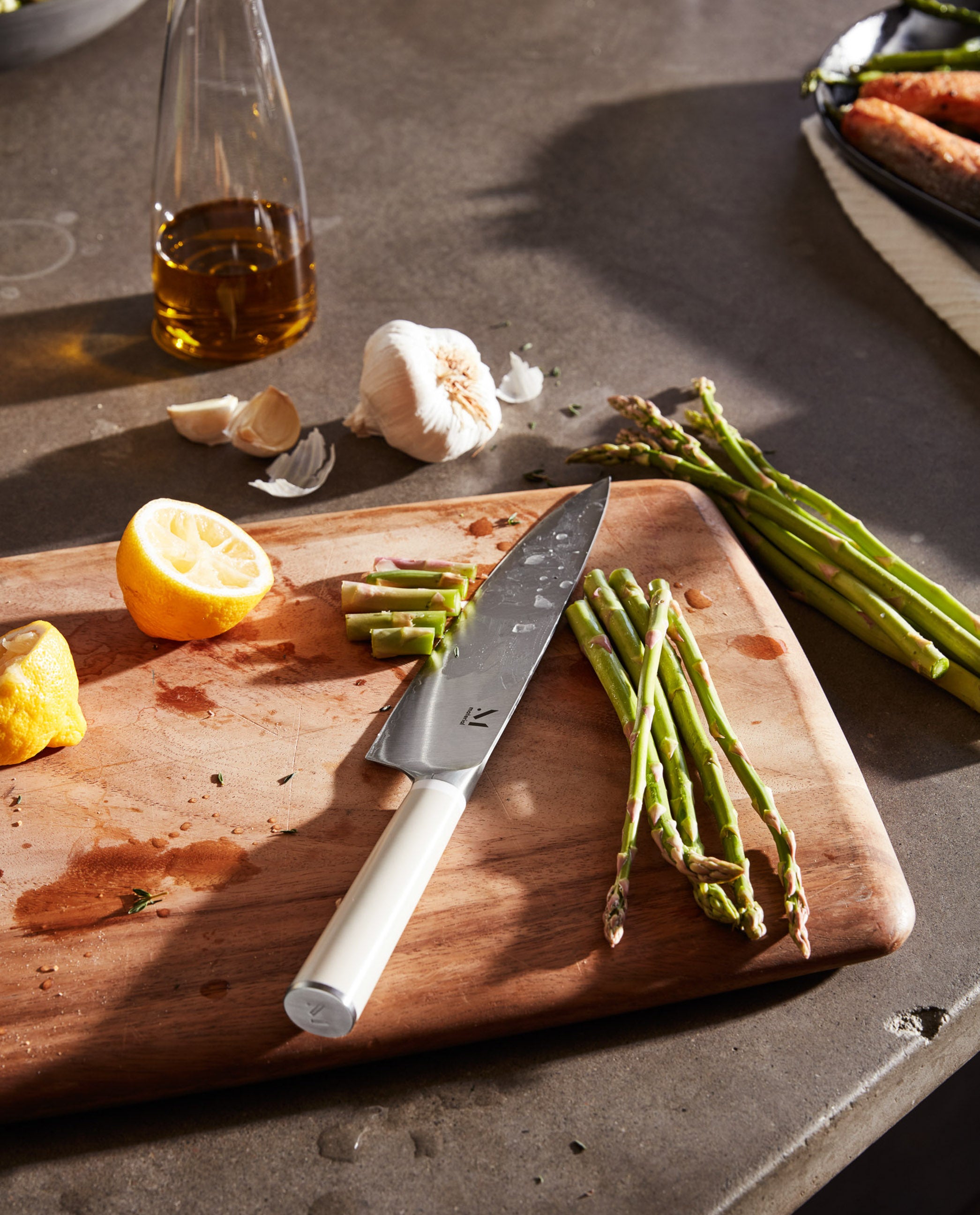 Material Table Knives - Glazed