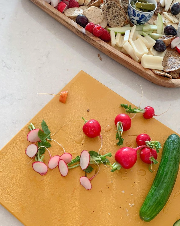 Chopping Board Speckled Made From 100% Recycled Plastic 3 Sizes or