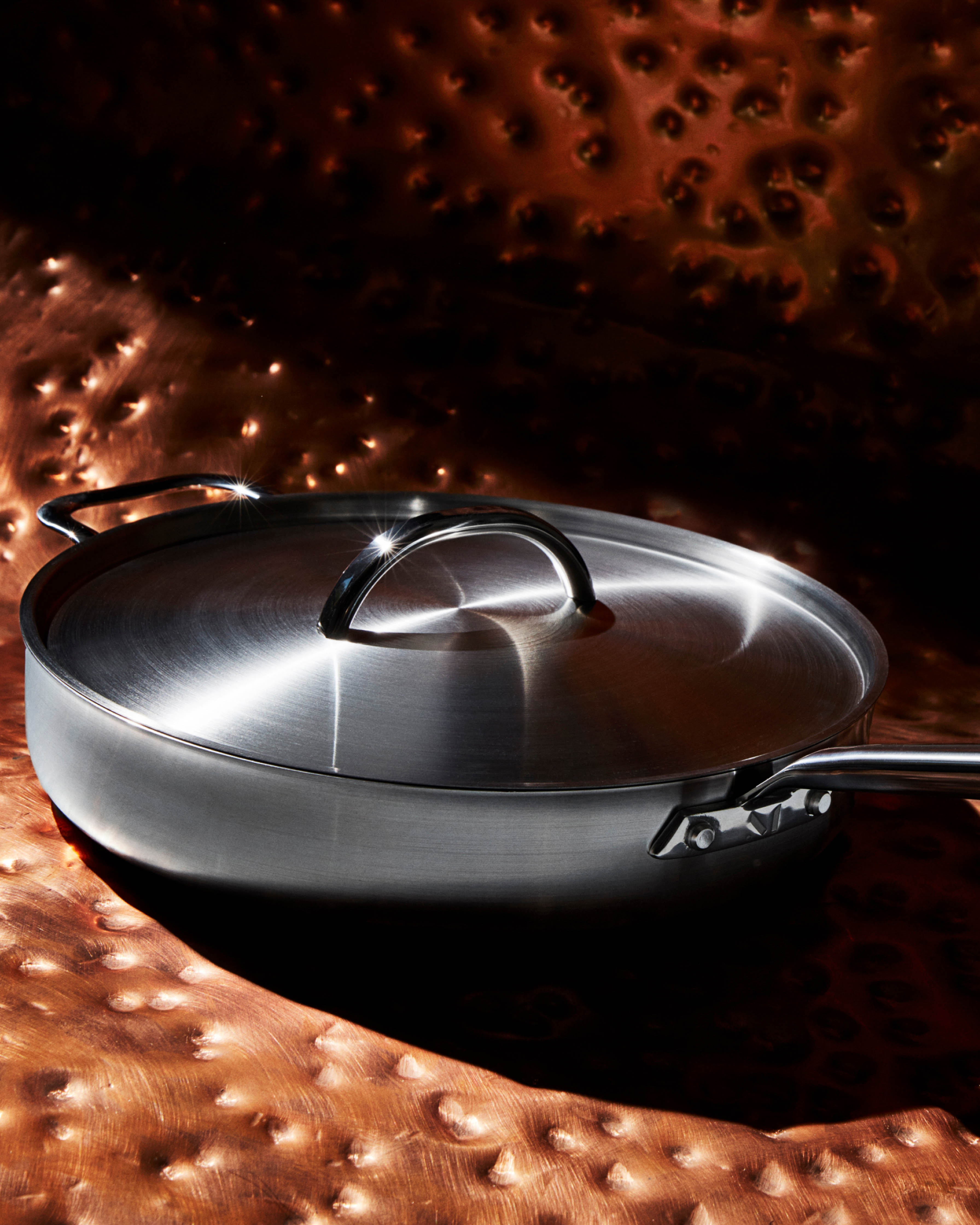 What is a Sauteuse Pan?