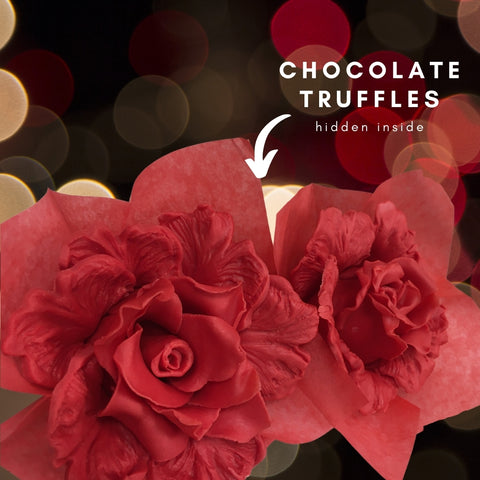 Rosas de chocolate que esconden una trufa o fresa