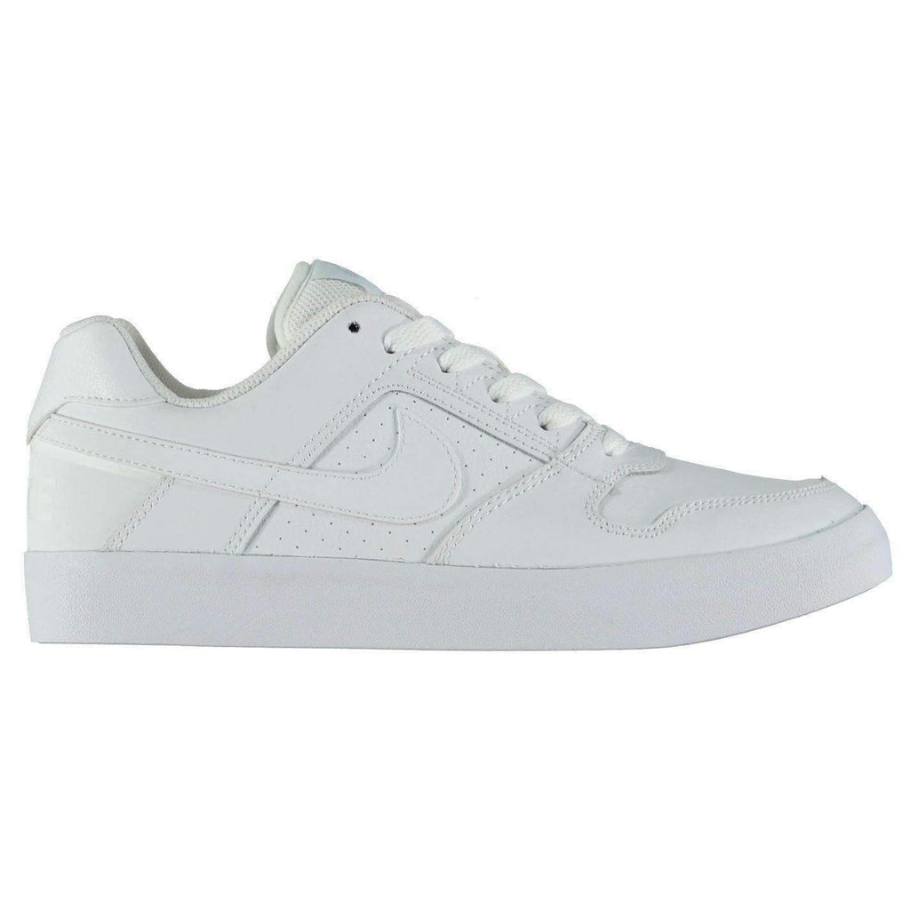 white nike trainers mens